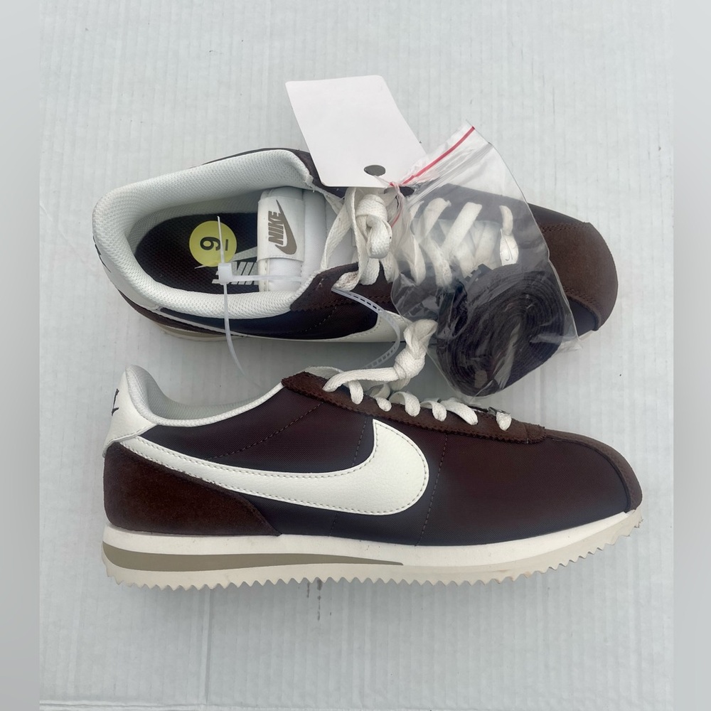 NWT Nike Cortez Textile Sneakers - Brown & White Size 9